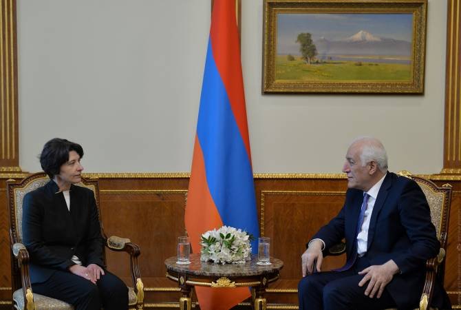 Հայաստանի նախագահն ու Էստոնիայի դեսպանը անդրադարձել են Լաչինի միջանցքի շրջափակման խնդրին