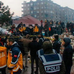 Թուրքիա-Սիրիա սահմանին տեղի ունեցած երկրաշարժից 6 հայ է մահացել. Մալաթիա քաղաքում երկրաշարժից զոհվել է 2 հայ՝ ամուսիններ են եղել, իսկ Հալեպում 4 հայ է զոհվել․ Սփյուռքի գրասենյակ
