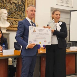Իտալիայում ՀՀ դեսպան Համբարձումյանին շնորհվել է «Leone XIII» միջազգային մրցանակ