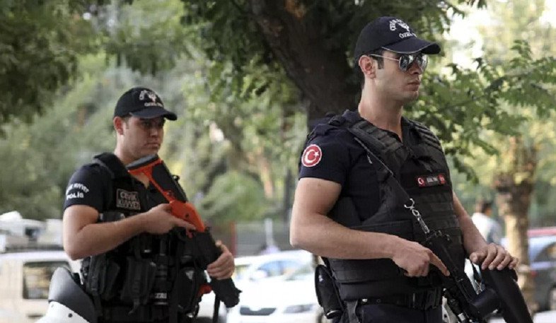 Թուրքիայում ոստիկանությունն արցունքաբեր գազ է կիրառել Իսրայելի հյուպատոսության մոտ բողոքի ակցիայի մասնակիցների նկատմամբ