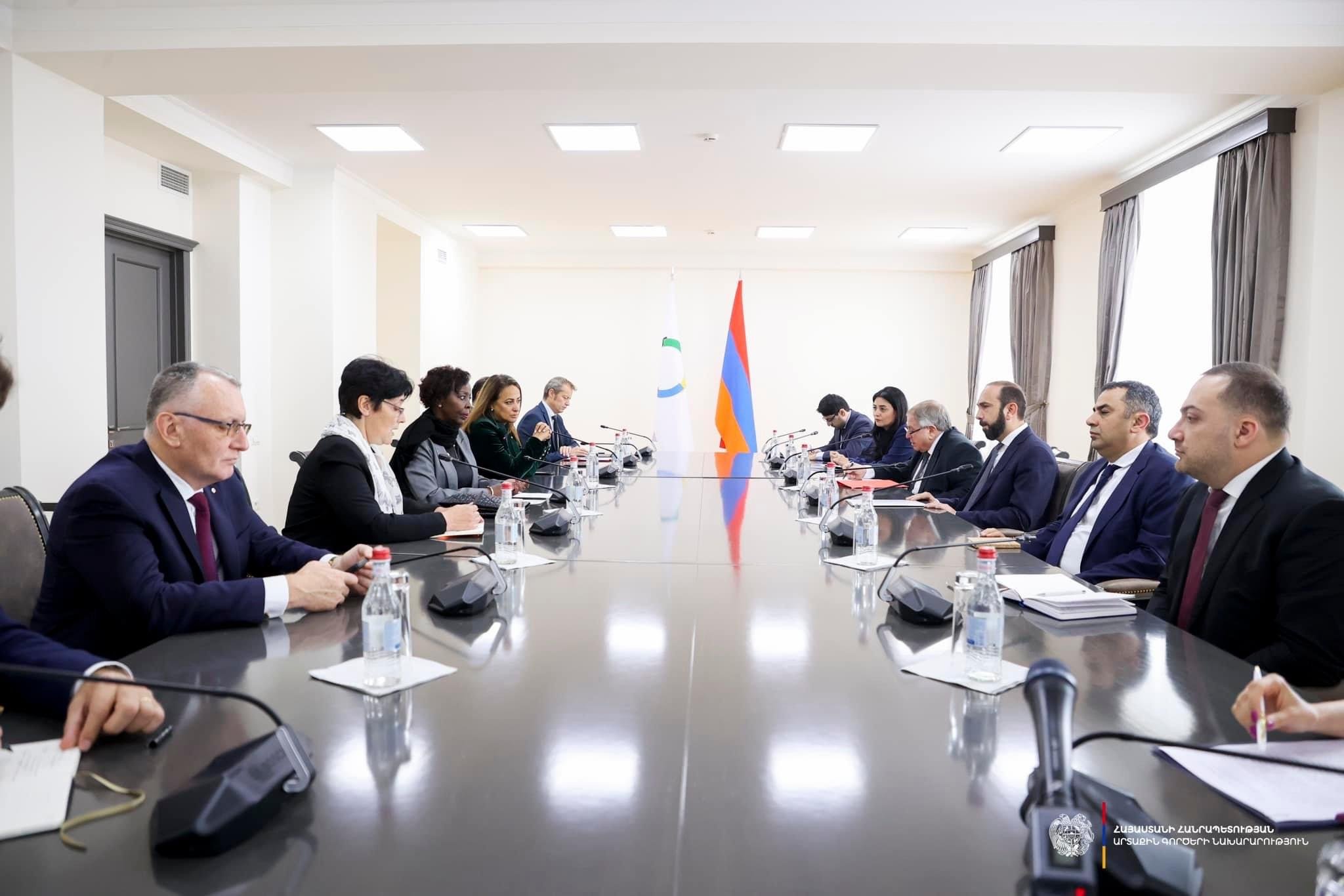 ՀՀ ԱԳՆ-ում տեղի է ունենում Հայաստանի ԱԳ նախարարի և Ֆրանկոֆոնիայի գլխավոր քարտուղարի` ընդլայնված կազմով հանդիպումը