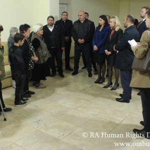 ՄԻՊ-ը, ԵԱՀԿ ԽՎ նախագահն ու գլխավոր քարտուղարն այցելել են Աբովյան քաղաքում բռնի տեղահանված անձանց ժամանակավոր կացարան