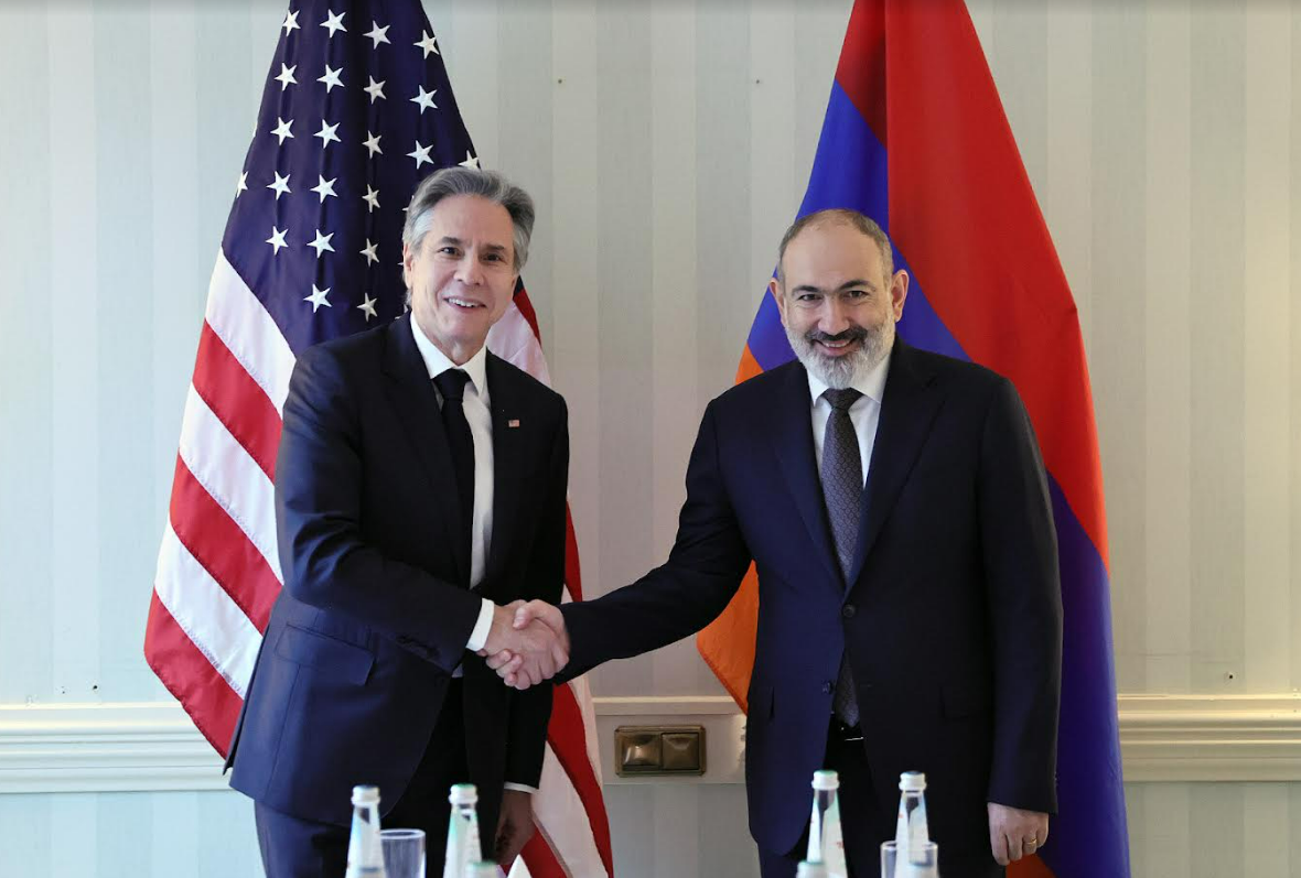Հայաստանը շատ արժեքավոր գործընկեր է ԱՄՆ-ի համար․ մենք նաև կարող ենք ուժեղացնել մեր երկրների միջև կապերը բոլոր ուղղություններով․ Բլինքենը՝ Փաշինյանին