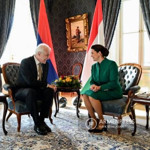 Հայաստանի և Հունգարիայի նախագահներն առանձնազրույց են ունեցել