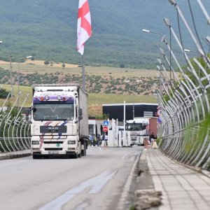 Հայ-վրացական սահման տանող ճանապարհի մի հատվածում երթևեկության սահմանափակումներ կան