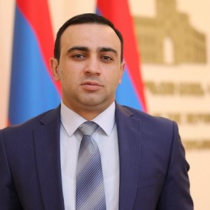 Հայաստանում վտարանդի կառավարություն ներկայացող բոլոր գրասենյակները պետք է փակել, քանզի իրենց իսկ գոյությամբ դրանք սպառնալիք են Հայաստանի անվտանգությանը, պետականությանը