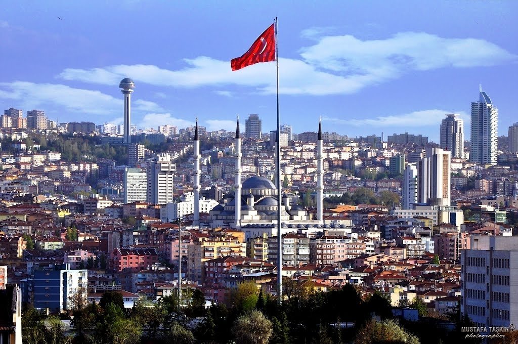 Ստամբուլում և Անկարայում քեմալականները տոնում են իրենց հաղթանակը. «Թուրքիայի համար բացվում է նոր դարաշրջանի դուռ»