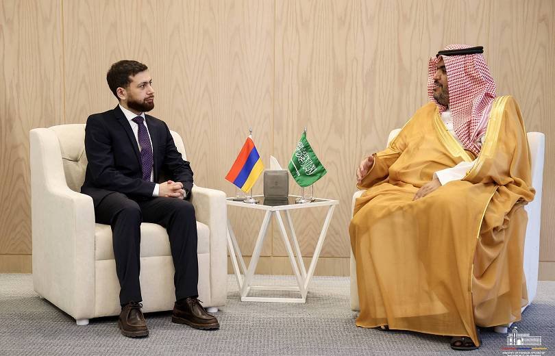 Կոստանյանն ու Ալ-Սայանը քննարկել են Հայաստանի և Սաուդյան Արաբիայի միջև ՏՏ ոլորտում համագործակցության հնարավորությունները