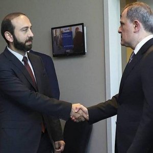 Երևանը դիտարկում է Հայաստանի ու Ադրբեջանի ԱԳ նախարարների հանդիպում կազմակերպելու Ղազախստանի առաջարկը